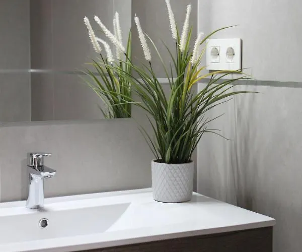 Capitan 2 Centro * Fuengirola